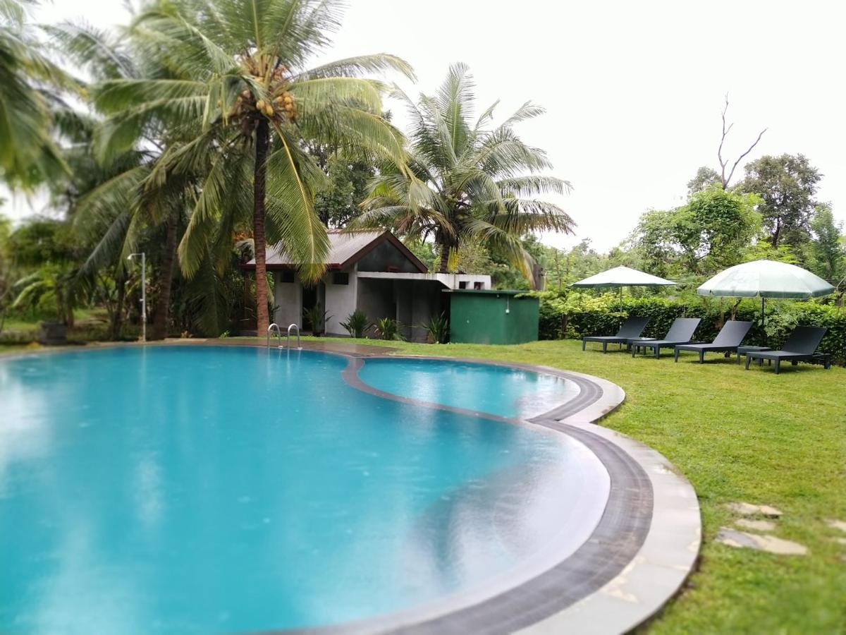 The Nature Park Villa Sigiriya Esterno foto